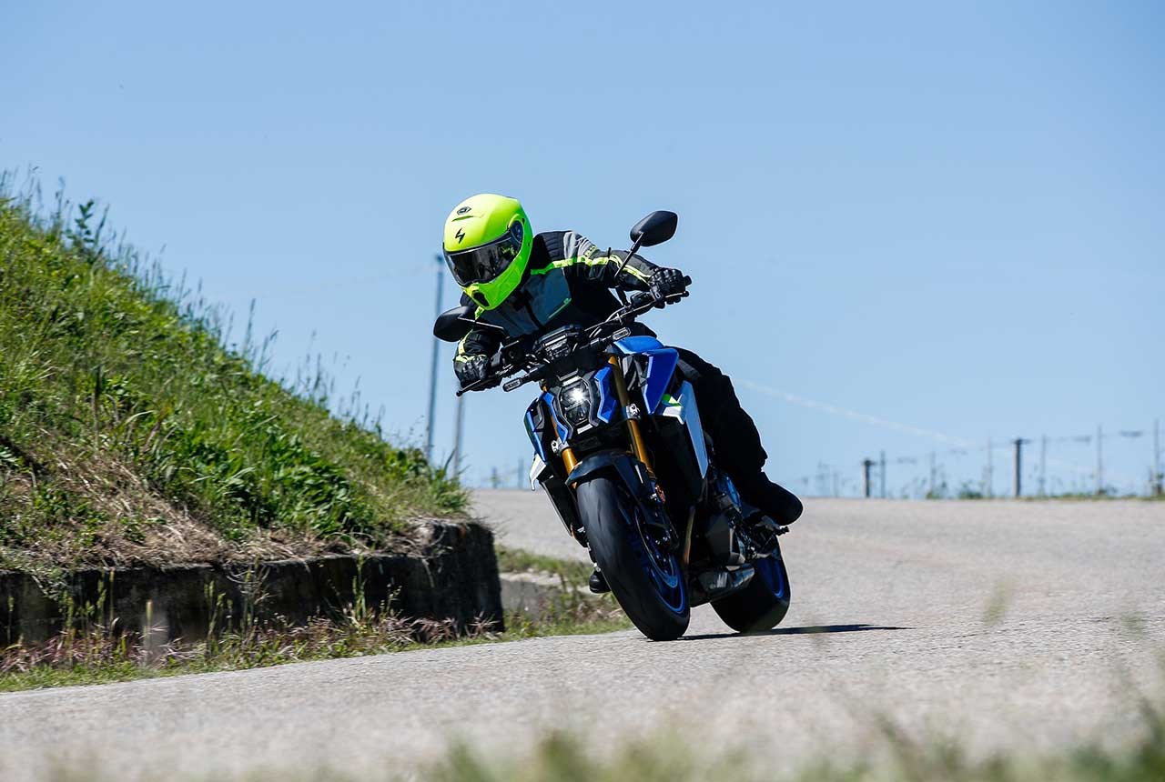 Suzuki GSX-S1000 2021, le foto della prova