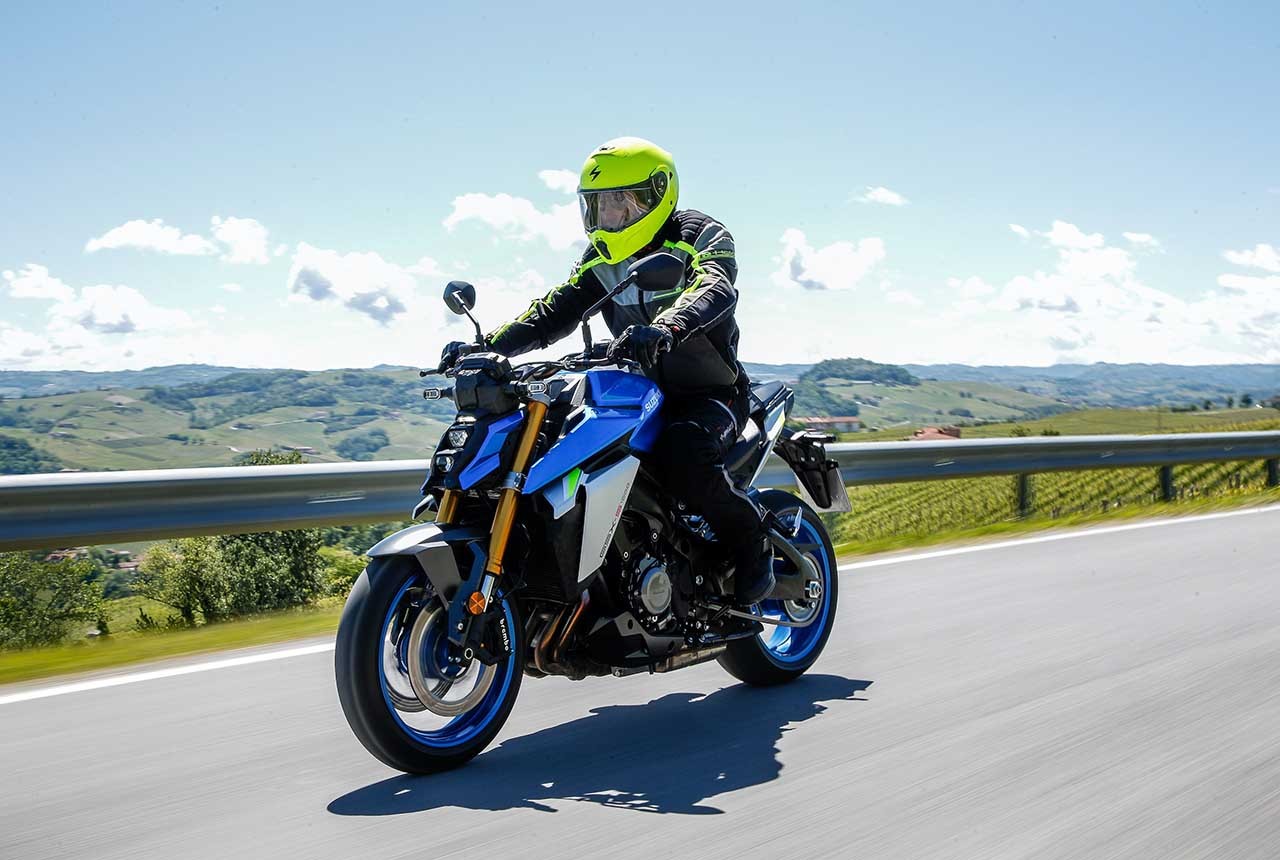 Suzuki GSX-S1000 2021, le foto della prova