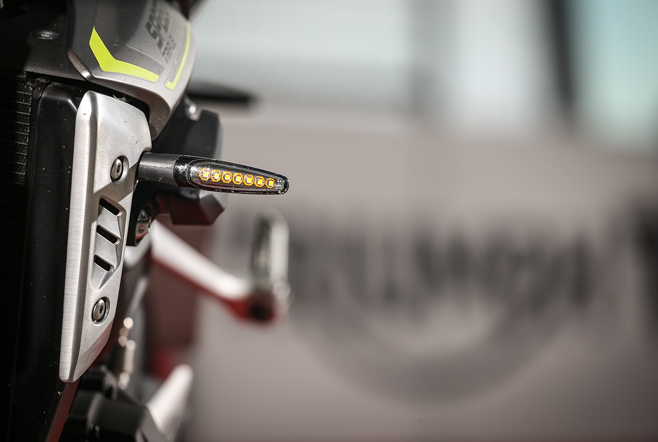 Triumph Speed Triple 1200 RS: le foto statiche