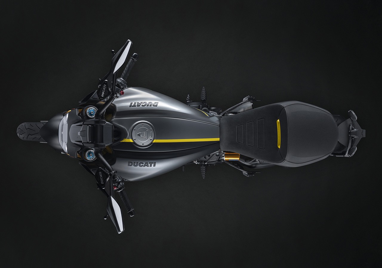 Ducati Diavel 1260 S "Black and Steel"