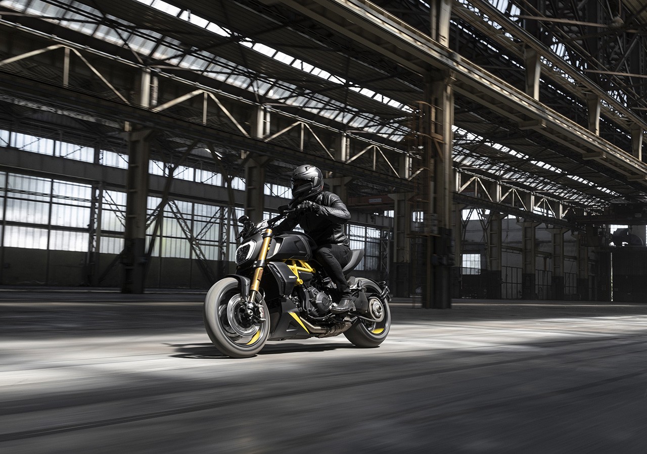 Ducati Diavel 1260 S "Black and Steel"