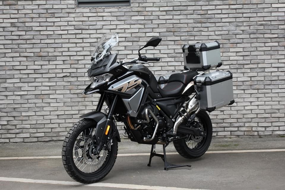 Voge 650 DSX: le foto