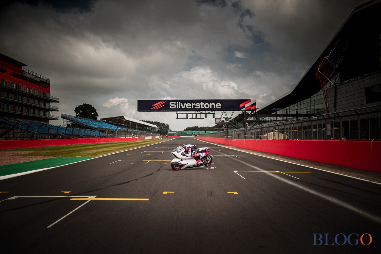 White Motorcycle Concepts | WMC250EV