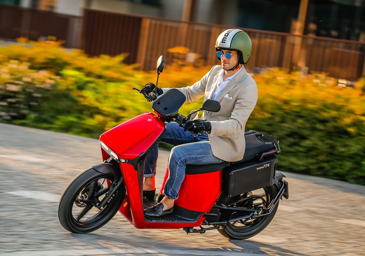 WOW 774 (L1e) e 775 (L3e)