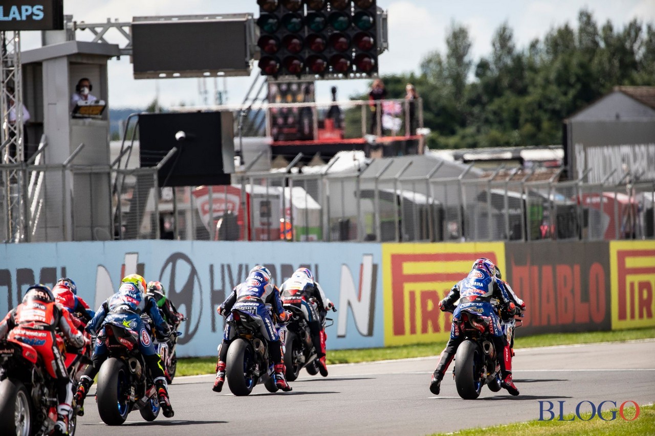 Superbike Donington 2021 | Toprak Razgatlioglu | Pata Yamaha with Brixx