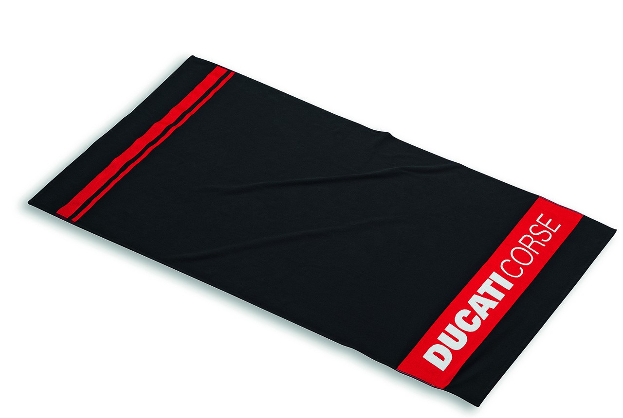 Ducati collezione abbigliamento Beach 2021