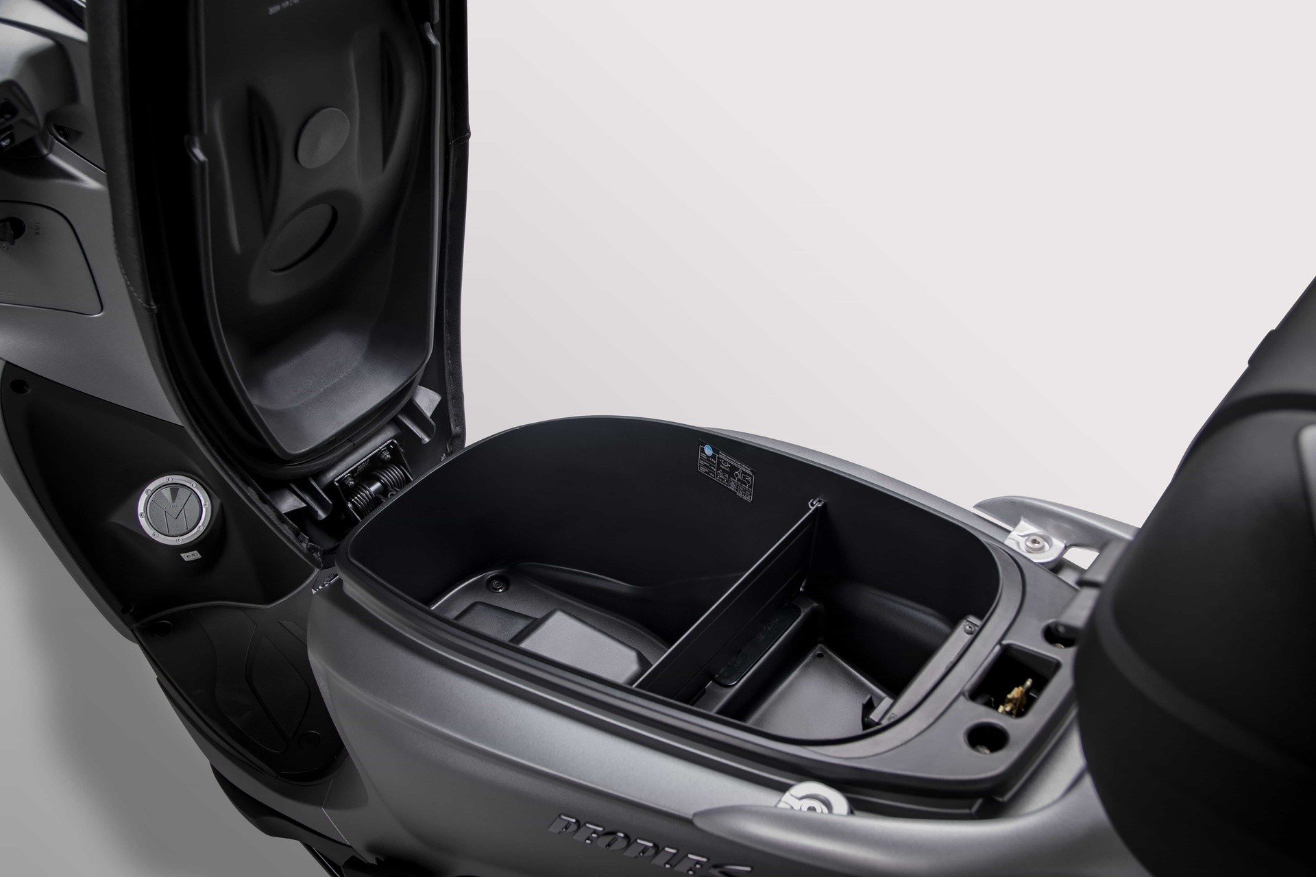 Kymco People S 2021: 50 4T, 125i ABS e 200i ABS