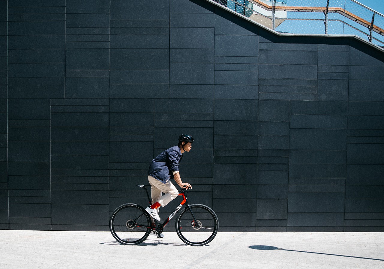 MV Agusta AMO, la nuova gamma di e-bike