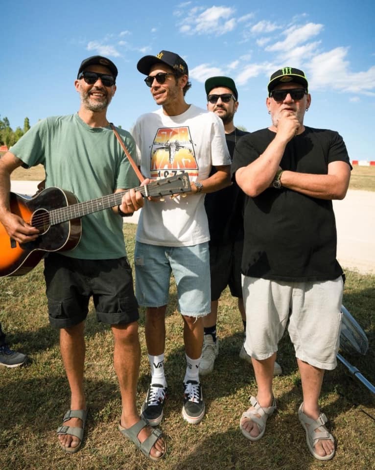 Gianni Morandi e Lorenzo Jovanotti al Ranch di Valentino Rossi