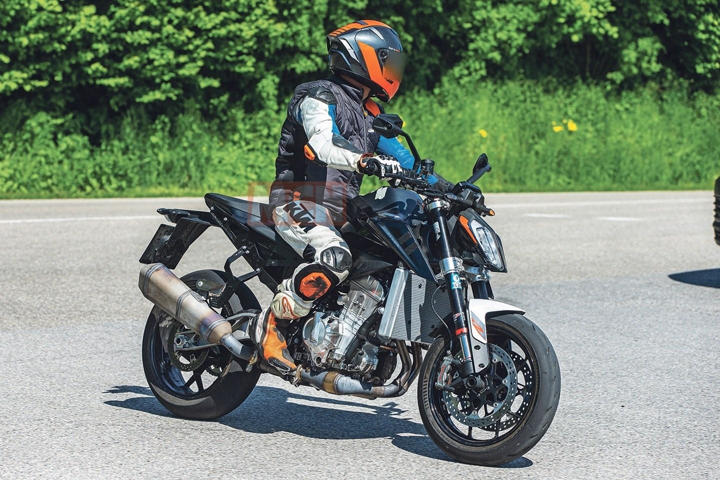 KTM Duke 990 foto spia Motoblog