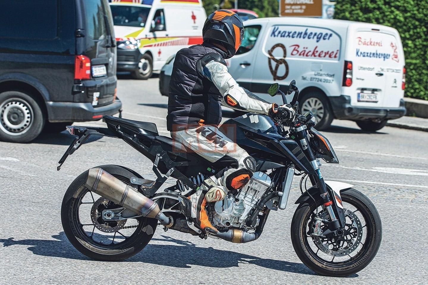 KTM Duke 990: foto spia