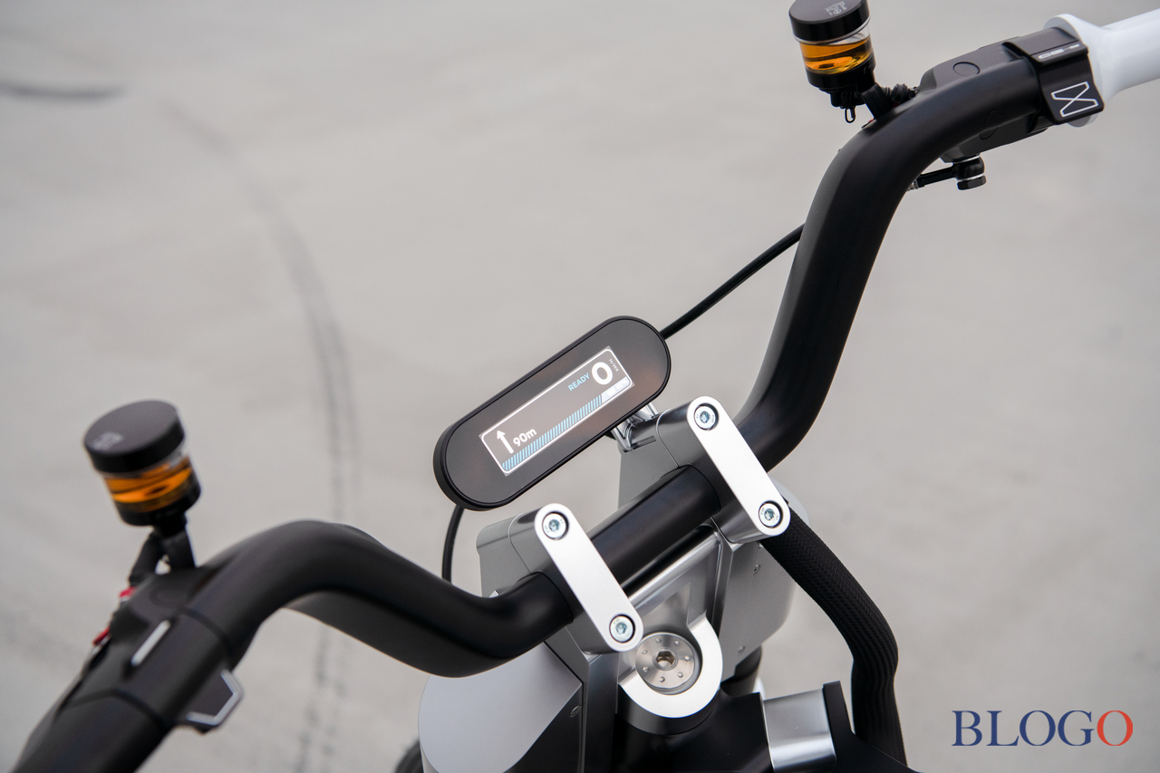 BMW Motorrad Concept CE 02