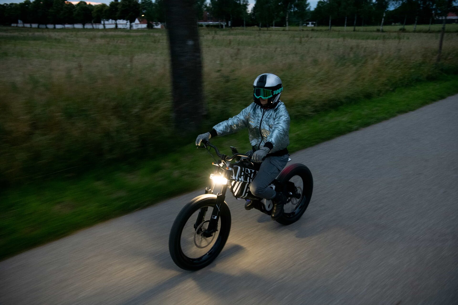 BMW Motorrad Vision AMBY