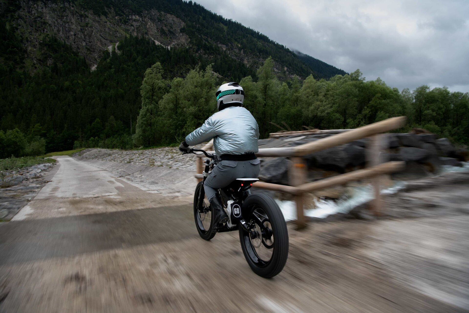 BMW Motorrad Vision AMBY
