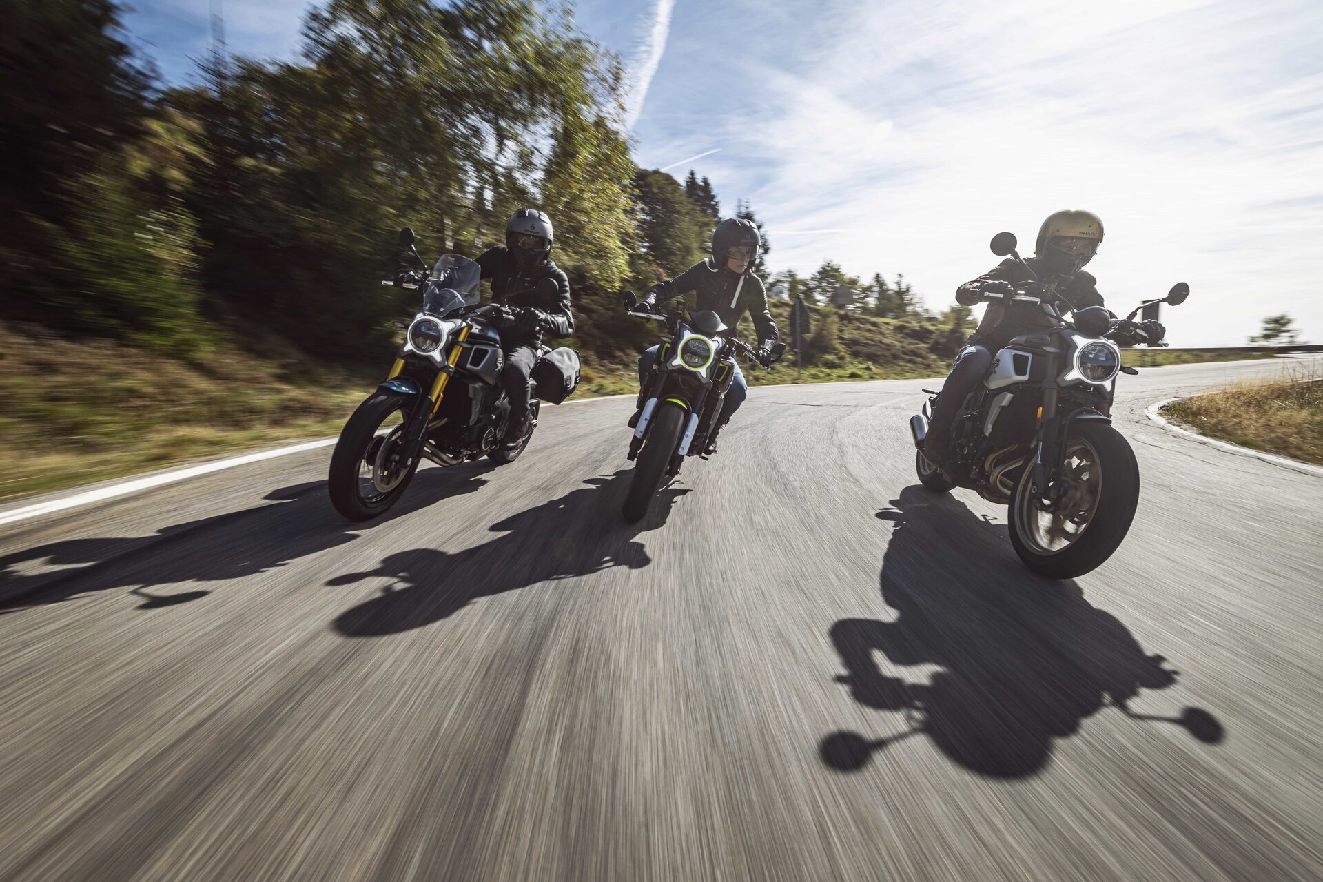 CFMoto 700CL-X Heritage: foto