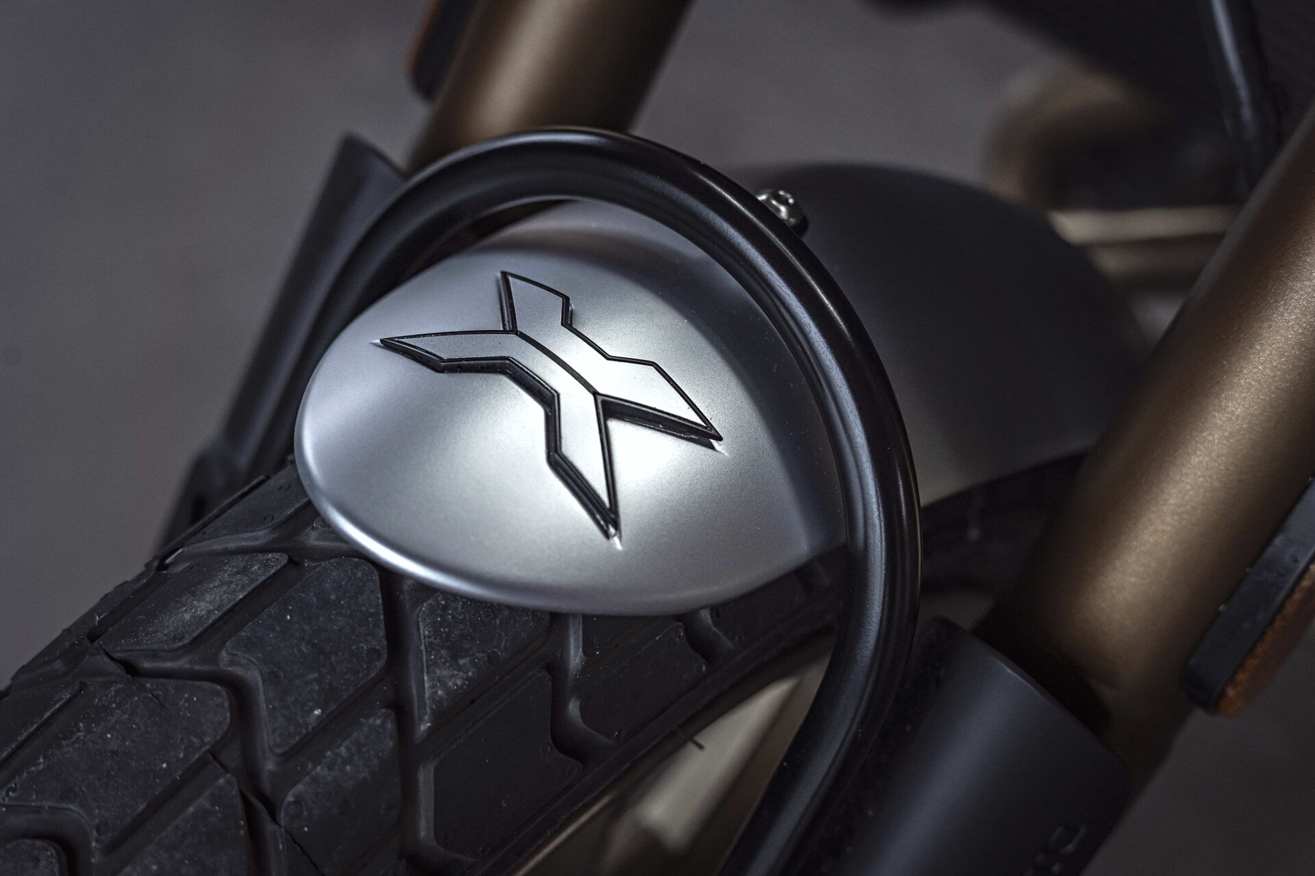 CFMoto 700CL-X Heritage: foto