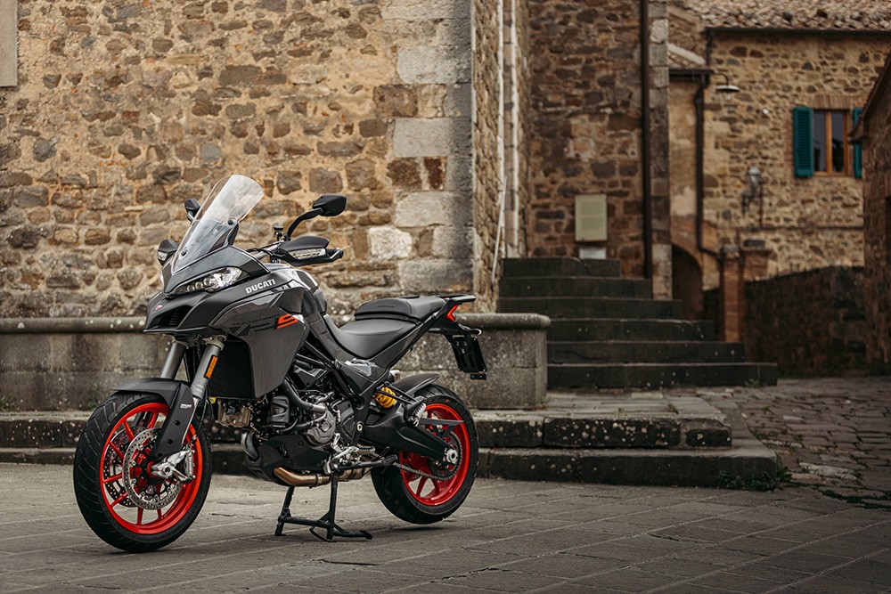 Ducati World Premiere 2022: Multistrada V2