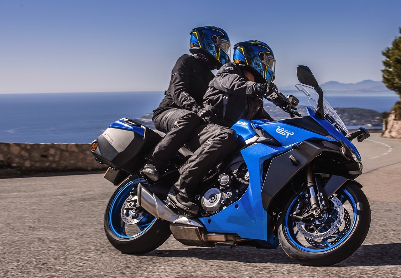 Suzuki GSX-S1000GT, le foto