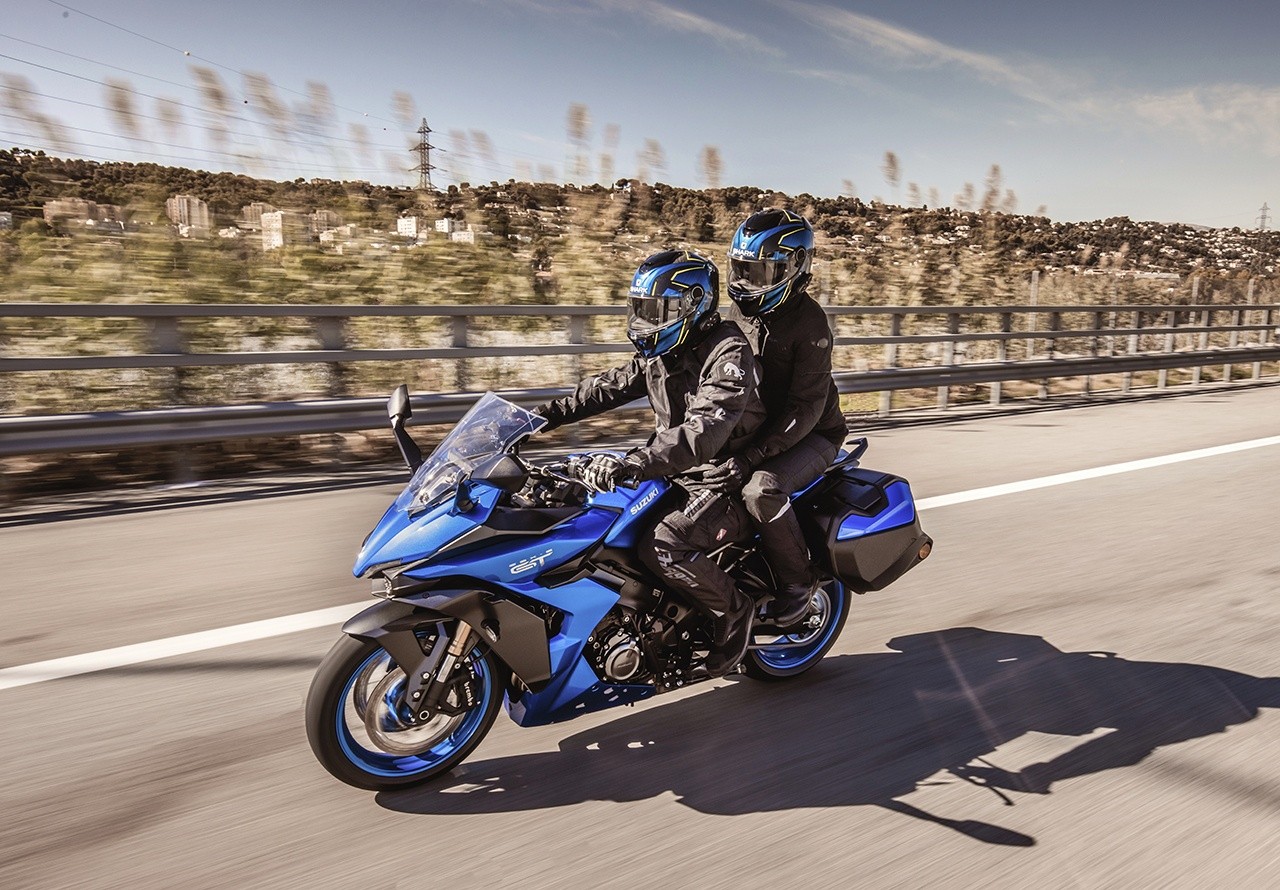 Suzuki GSX-S1000GT, le foto