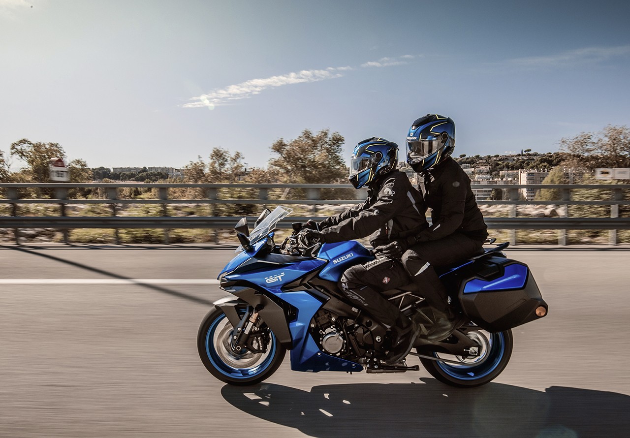 Suzuki GSX-S1000GT, le foto