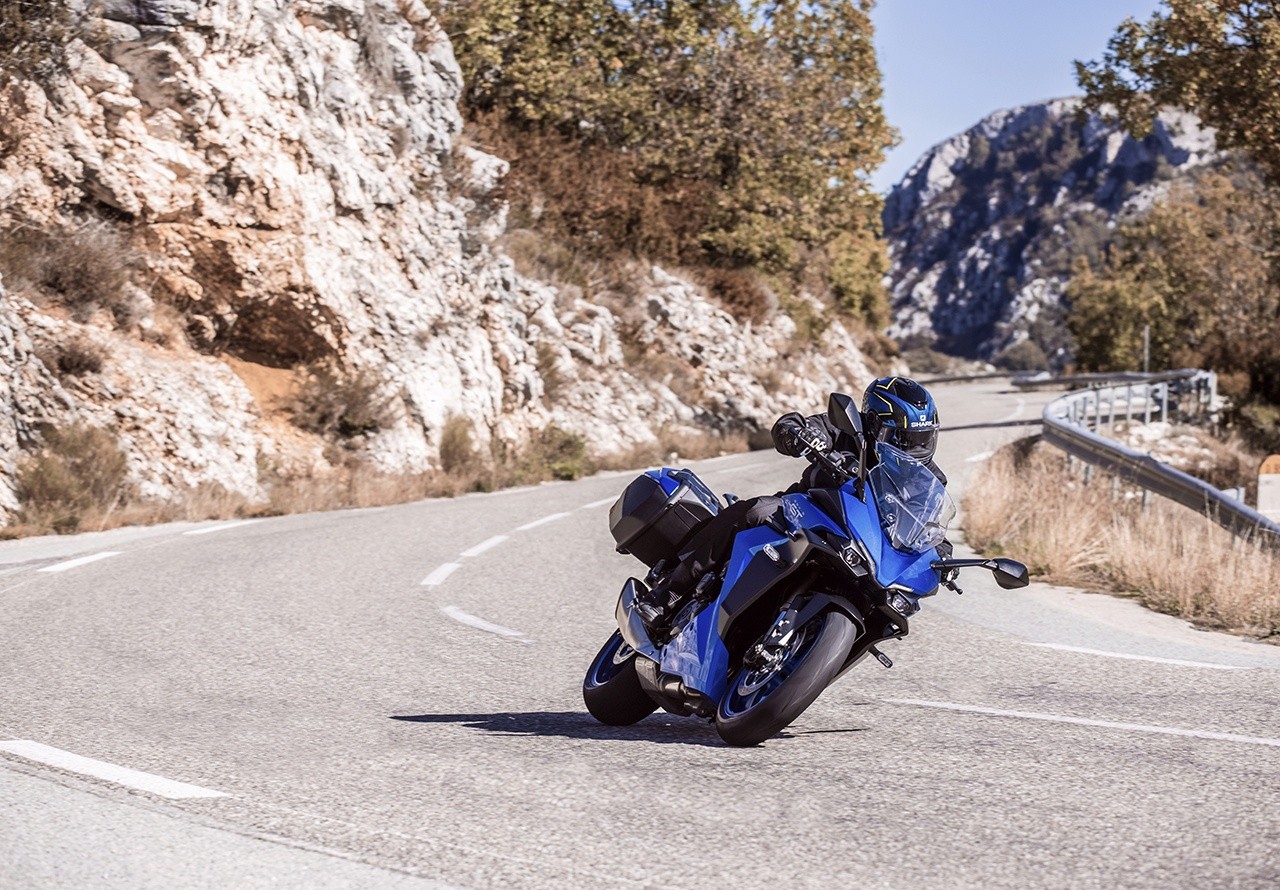 Suzuki GSX-S1000GT, le foto