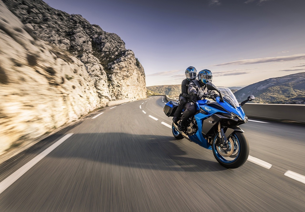 Suzuki GSX-S1000GT, le foto