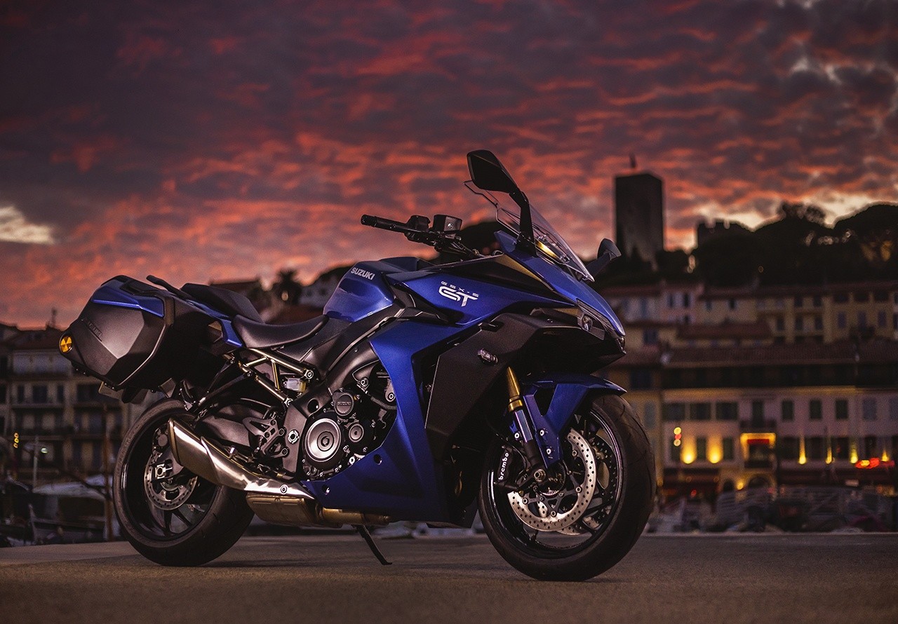 Suzuki GSX-S1000GT, le foto