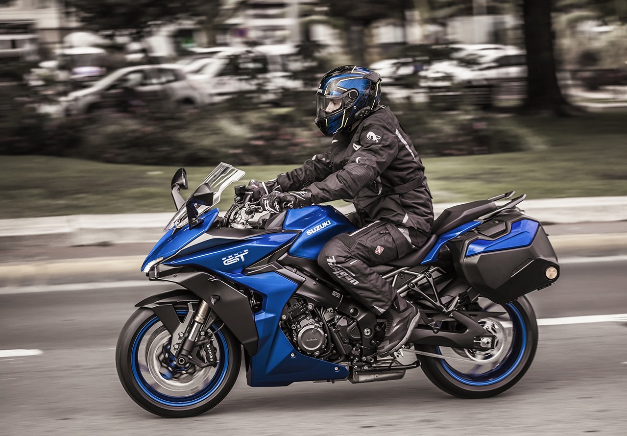 Suzuki GSX-S1000GT, le foto