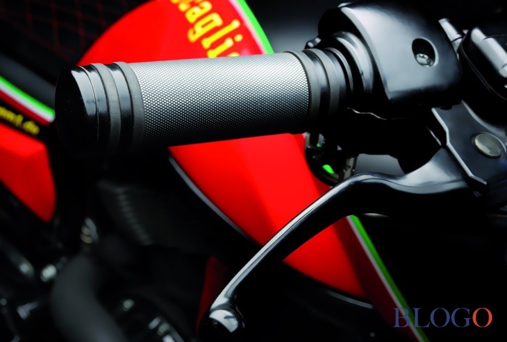 Harley-Davidson Night Rod "625 Scaglietti" by X-Trem Custom