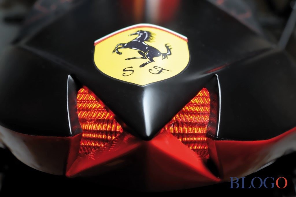 Harley-Davidson Night Rod "625 Scaglietti" by X-Trem Custom