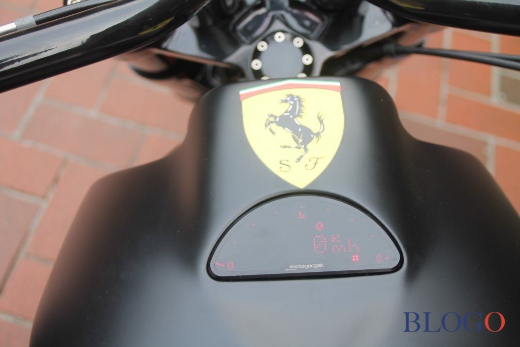 Harley-Davidson Night Rod "625 Scaglietti" by X-Trem Custom