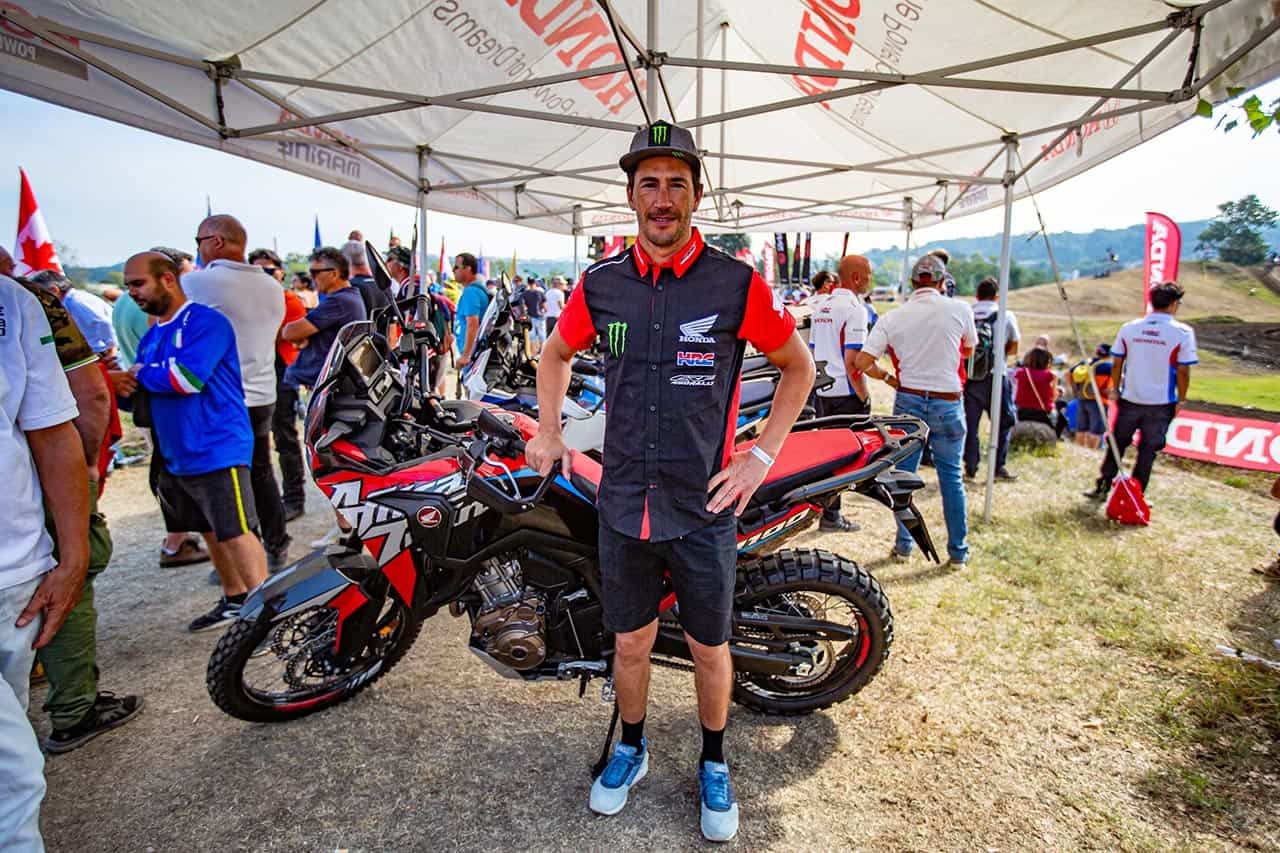 Honda Africa Twin: in pista con Joan Barreda