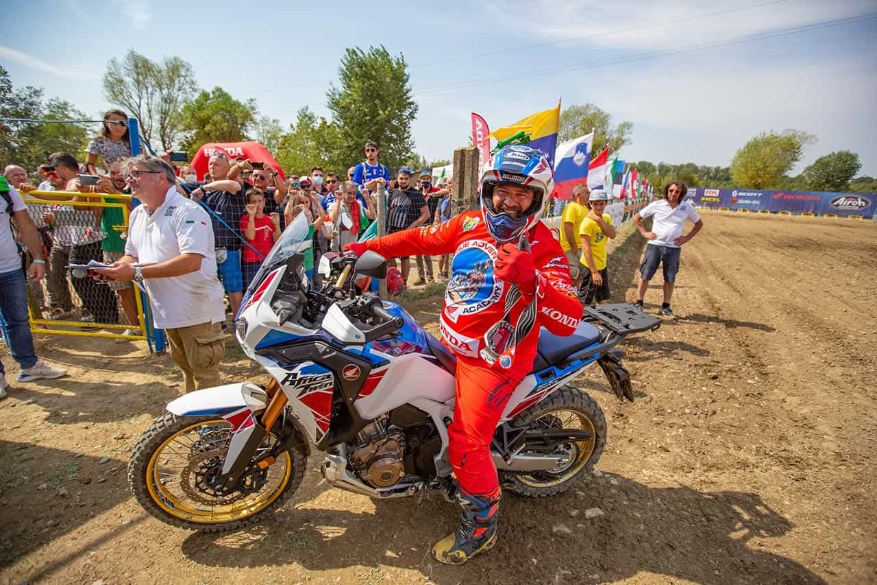 Honda Africa Twin: in pista con Joan Barreda