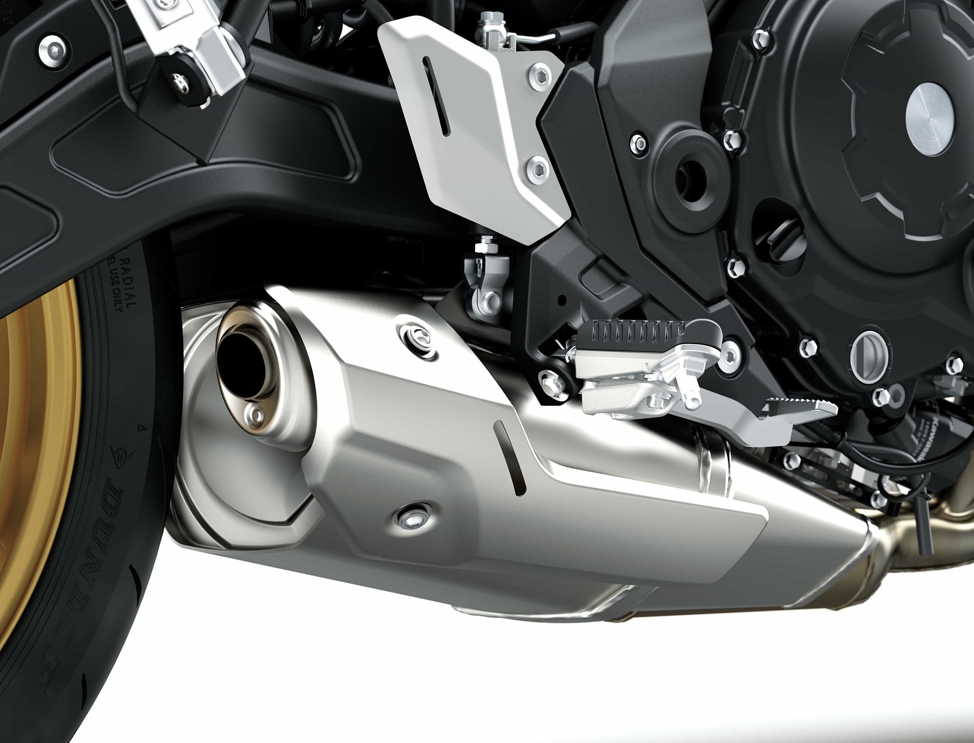 Kawasaki Z650 RS: le foto