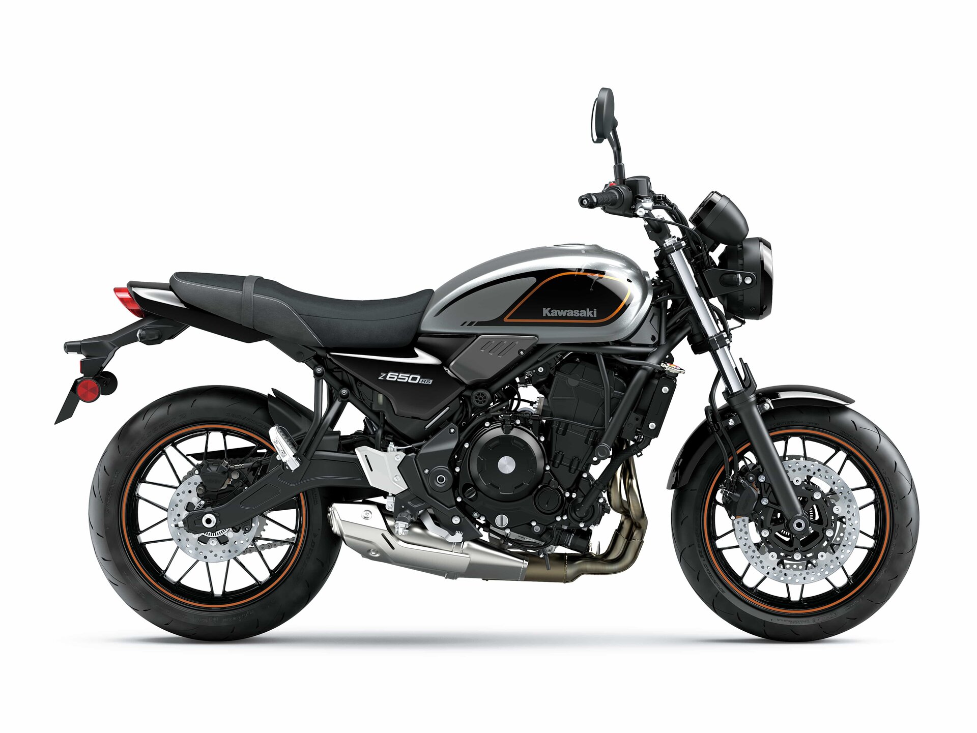 Kawasaki Z650 RS: le foto
