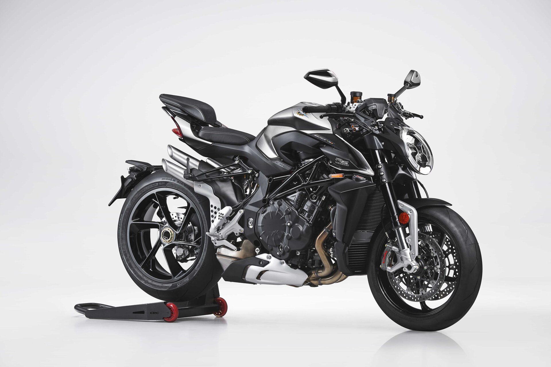 MV Agusta Brutale 1000 RS: le foto