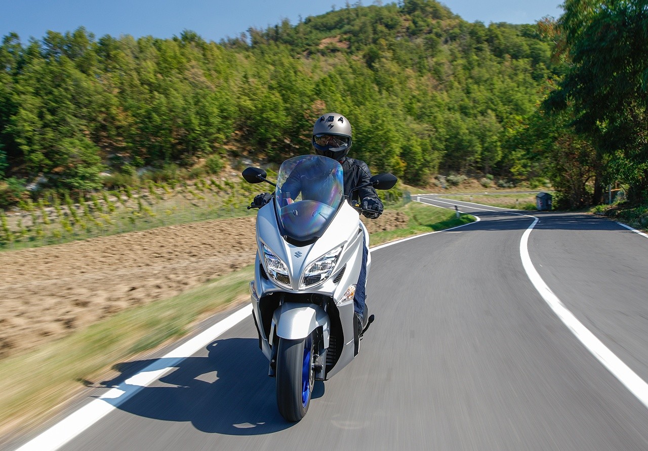 Suzuki Burgman 400 2022, le foto della prova