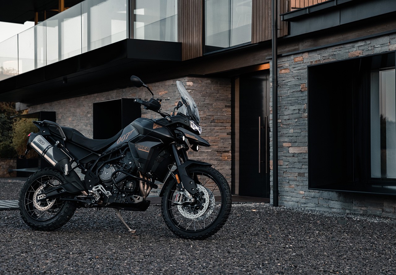 Triumph Tiger 900 Bond Edition