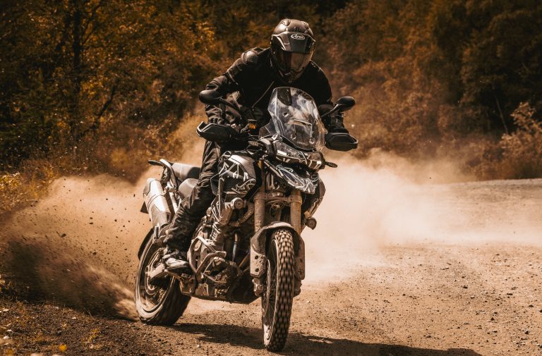 Nuova Triumph Tiger 1200: le foto