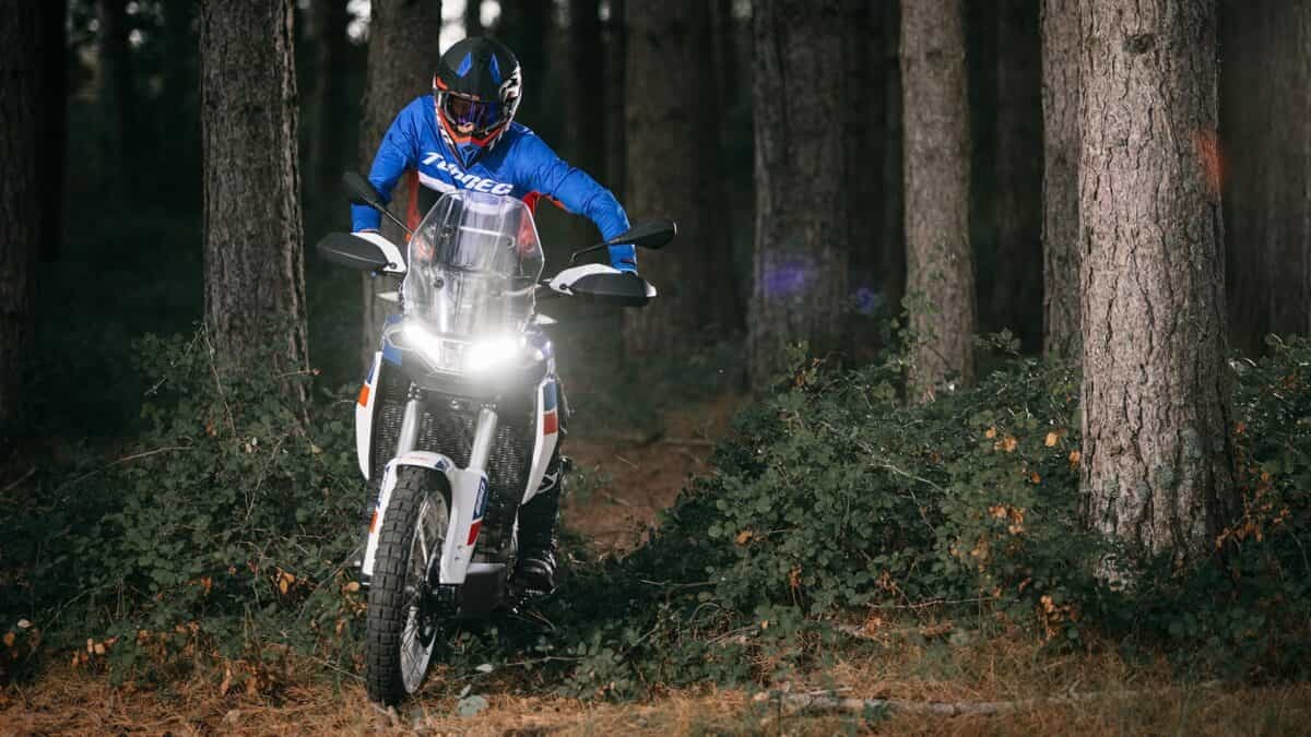 Aprilia Tuareg 660: le foto