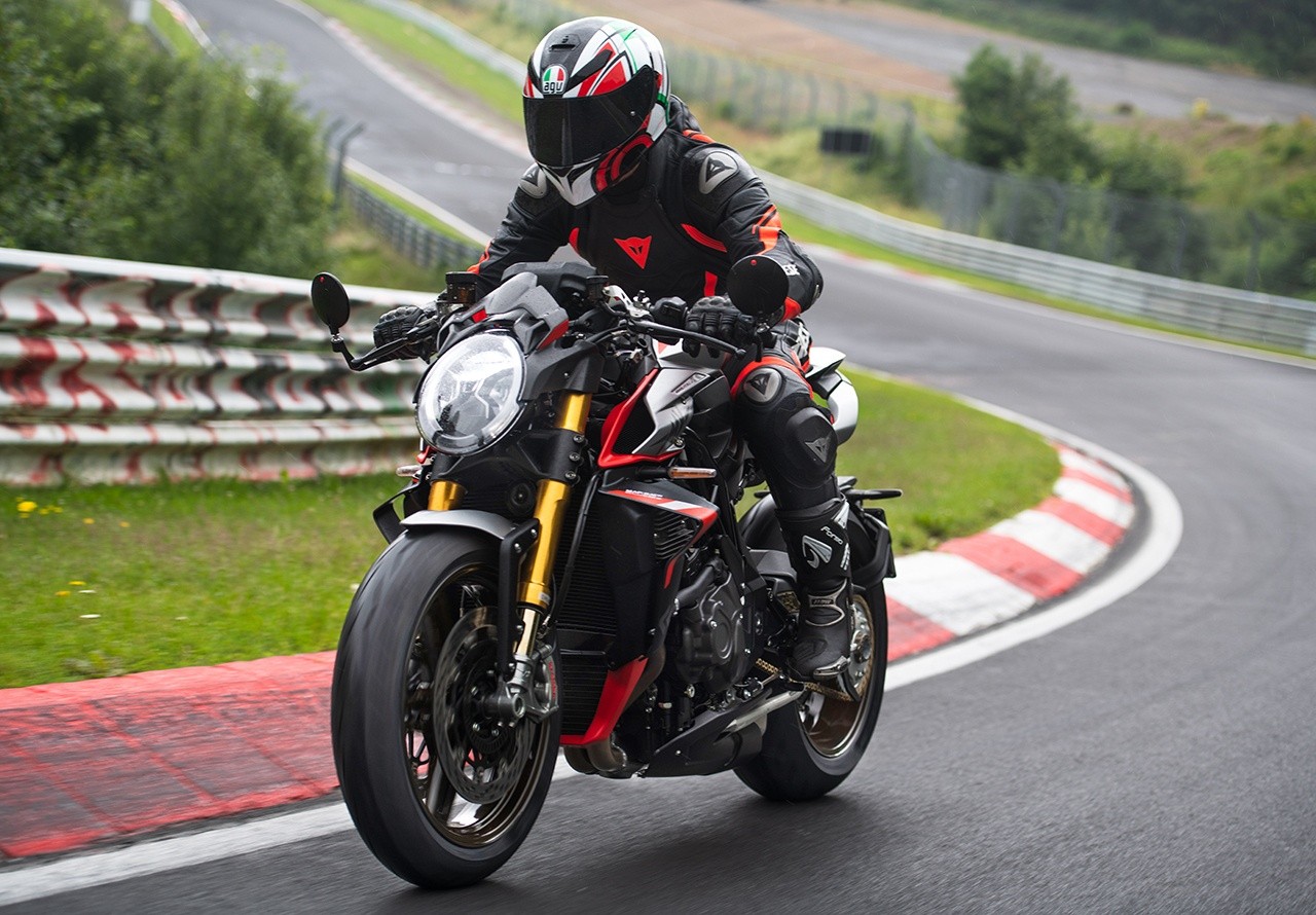 MV Agusta Brutale 1000 Nurburgring: le foto