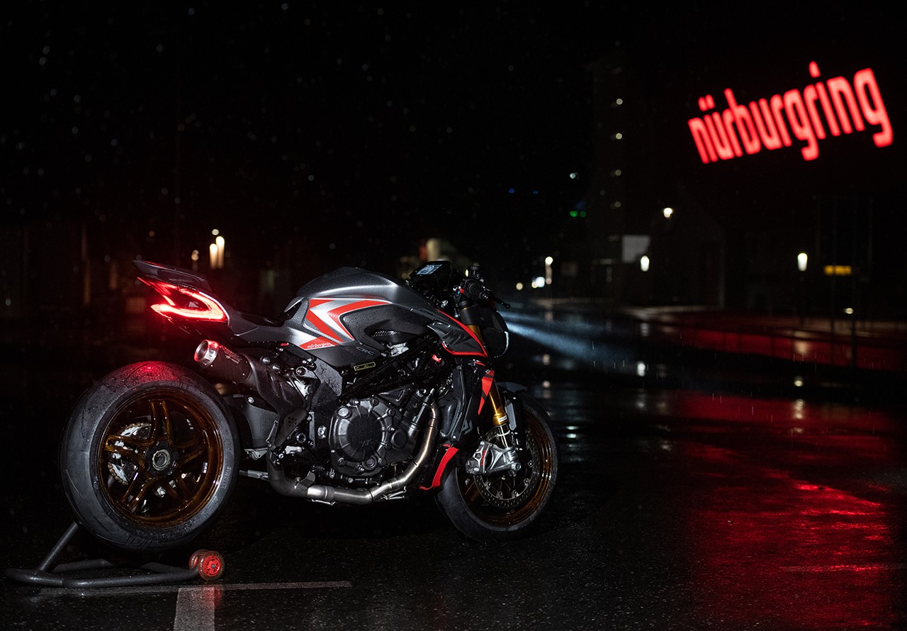 MV Agusta Brutale 1000 Nurburgring: le foto