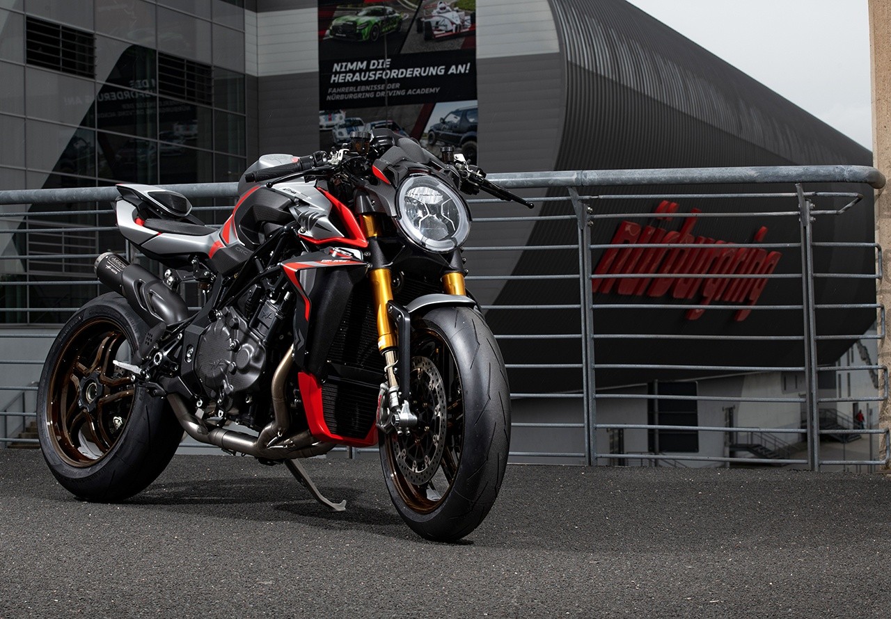 MV Agusta Brutale 1000 Nurburgring: le foto