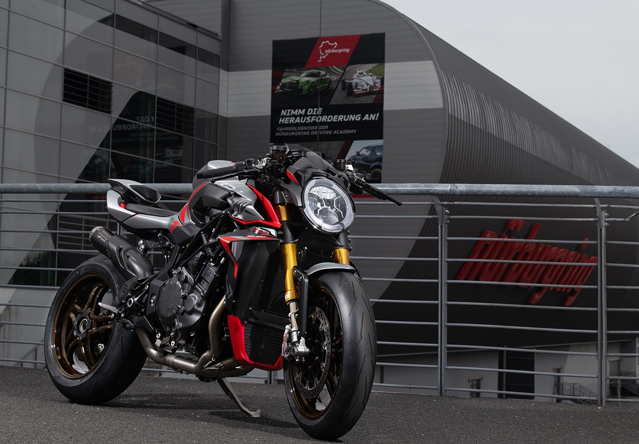 MV Agusta Brutale 1000 Nurburgring: le foto