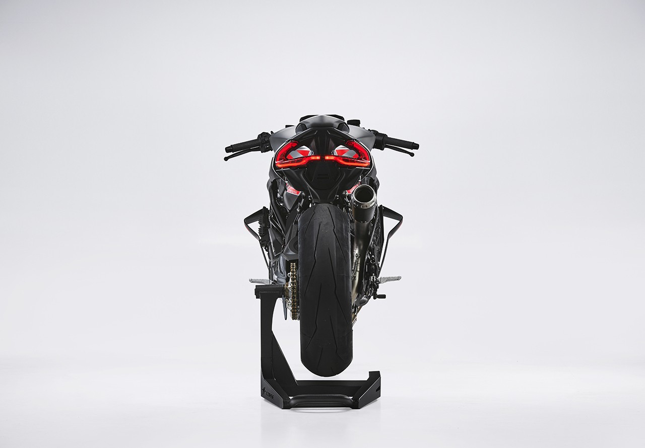 MV Agusta Brutale 1000 Nurburgring: le foto