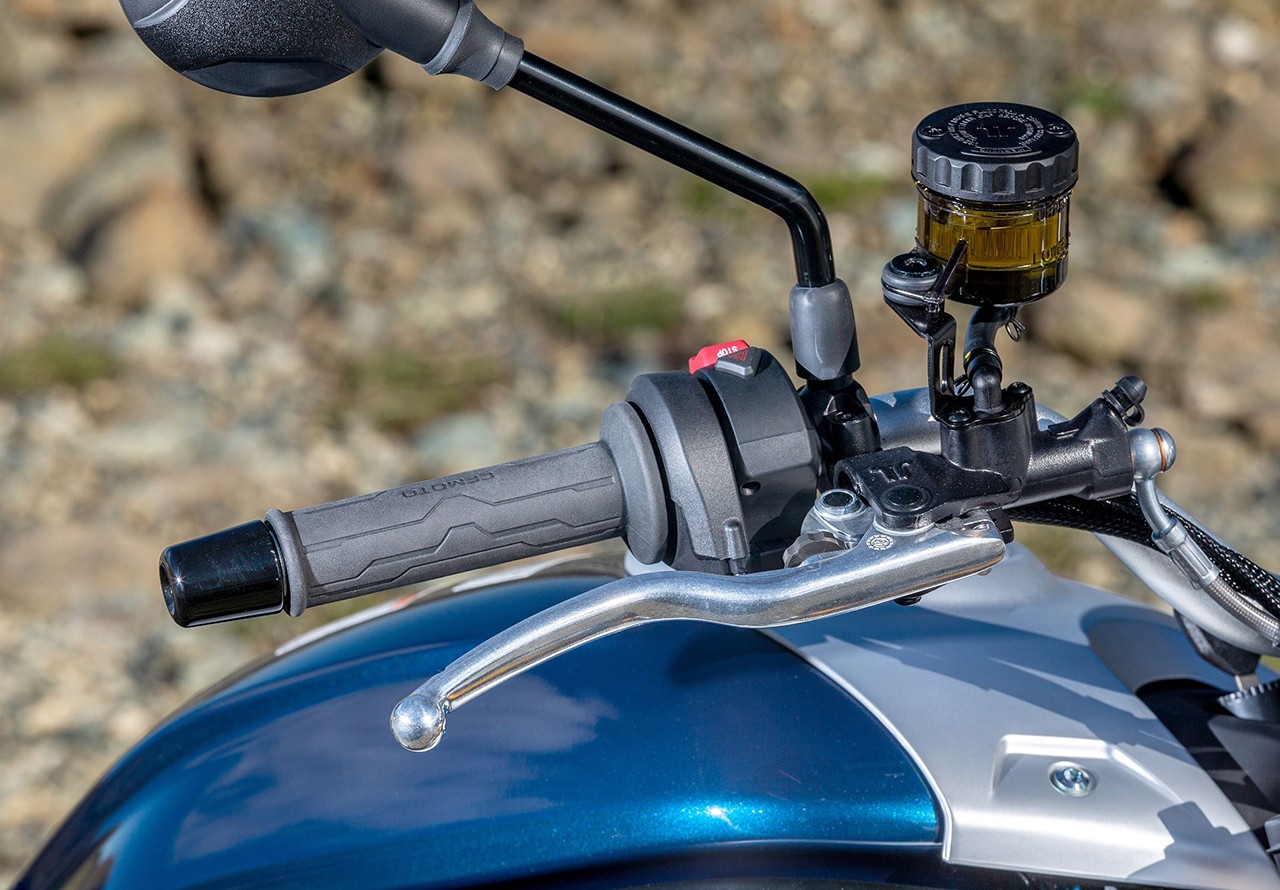 CF-MOTO 700CL-X, le foto della prova