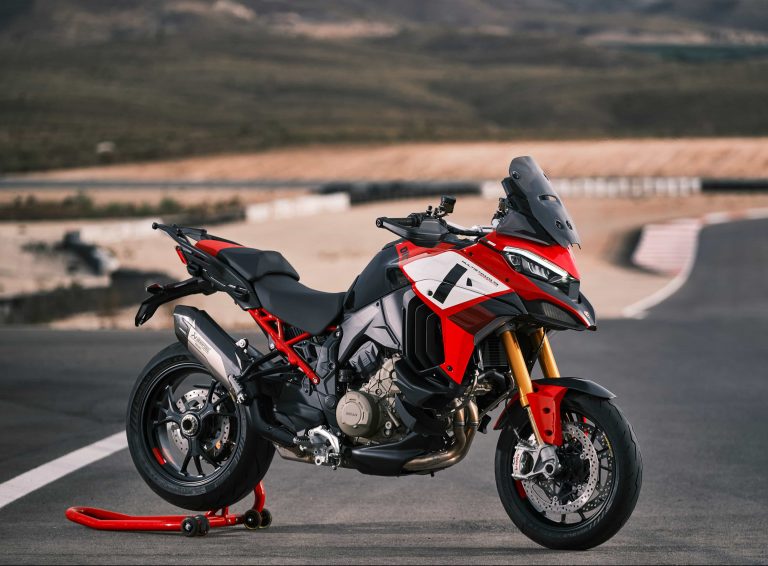 Ducati World Premiere 2022: svelata la nuova Multistrada V4 Pikes Peak