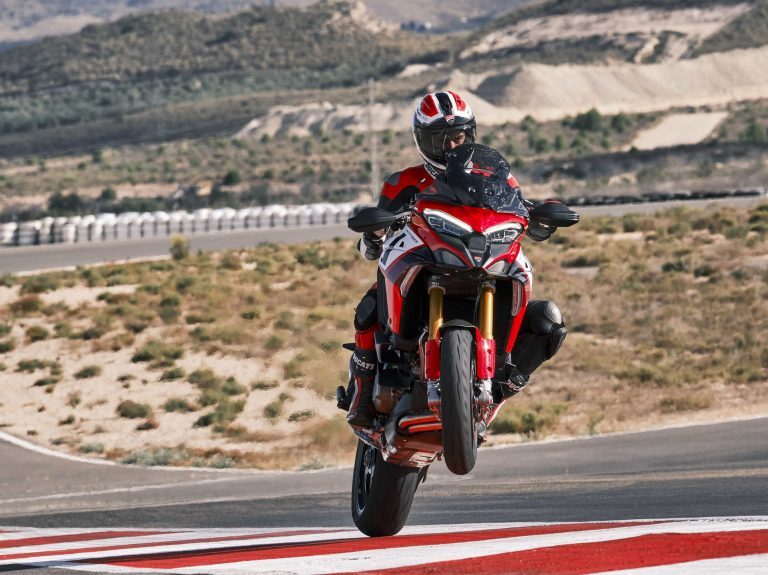 Ducati World Premiere 2022: svelata la nuova Multistrada V4 Pikes Peak