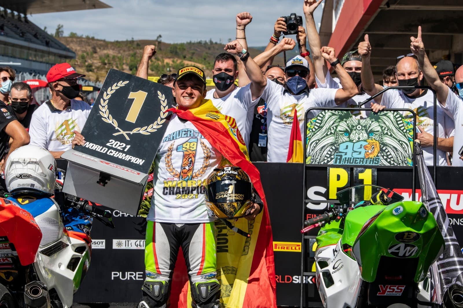 Adrian Huertas Campione del Mondo Supersport 300 2021