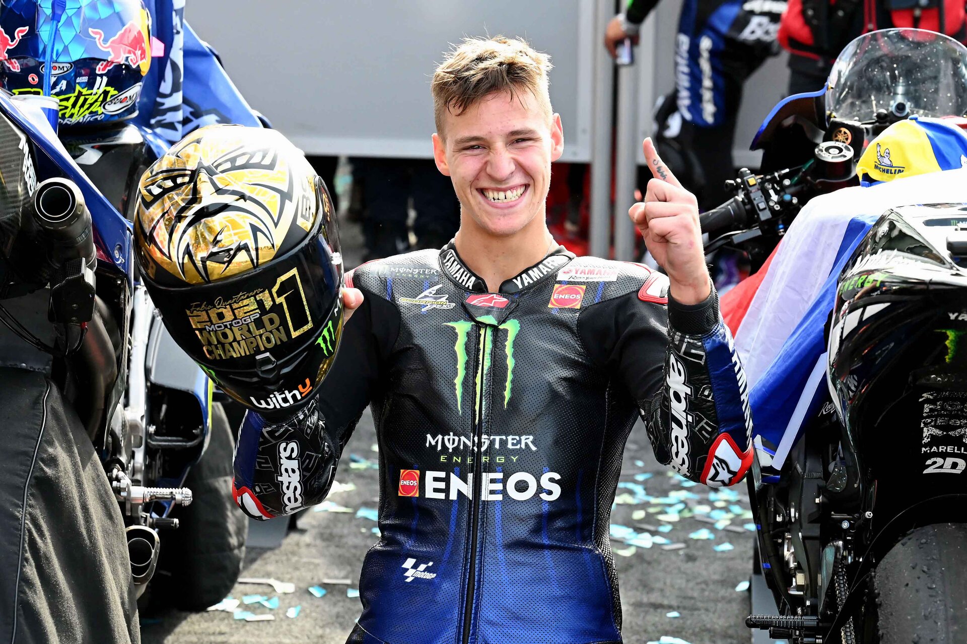 Scorpion Exo R1 Air Fabio Monster Replica, il casco del Campione del Mondo di MotoGP